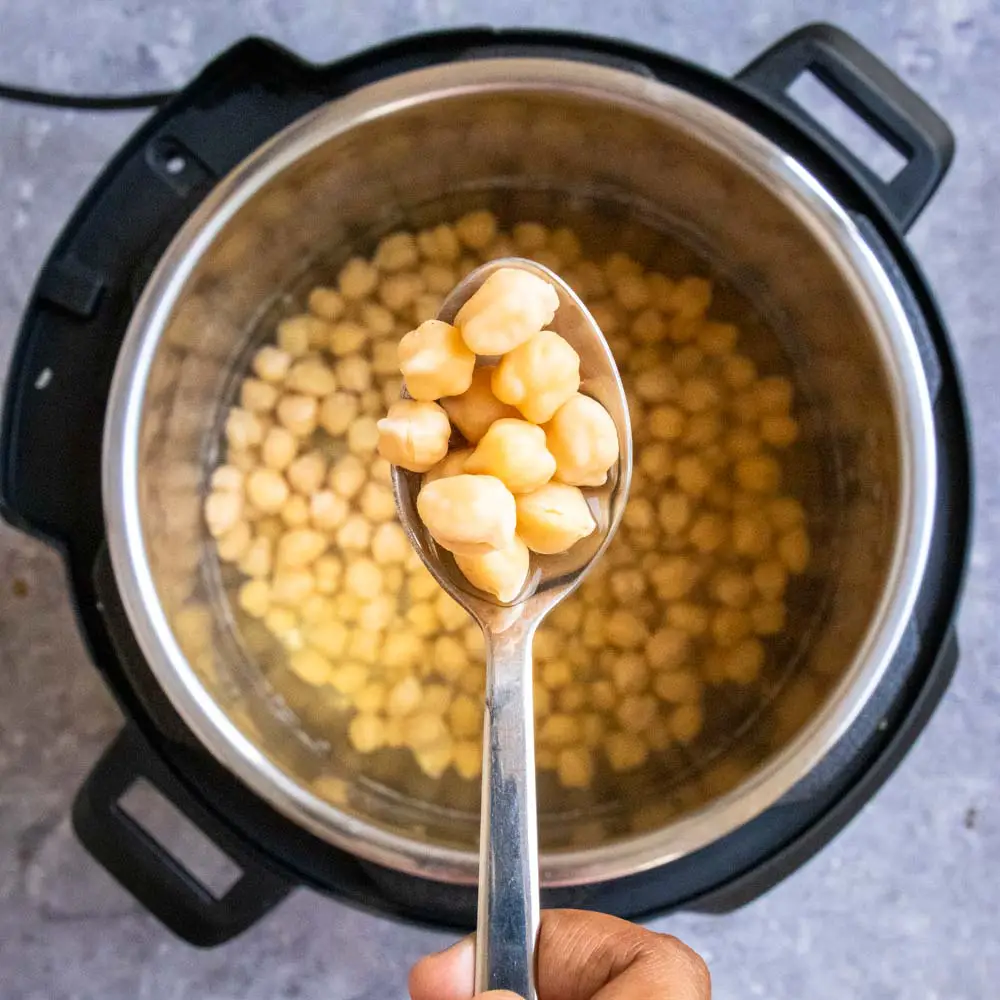 Pressure cooker chickpeas discount soaked