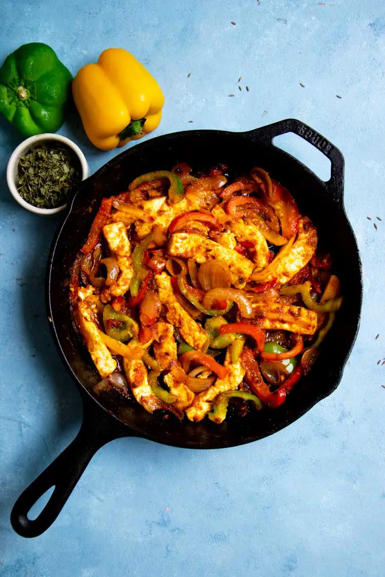 paneer stir fry quick and easy, paneer starter jalfrezi in a spoon