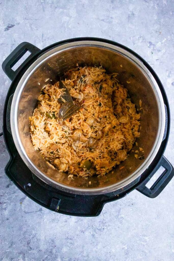 instant pot mushroom and rice, vegan protein rice