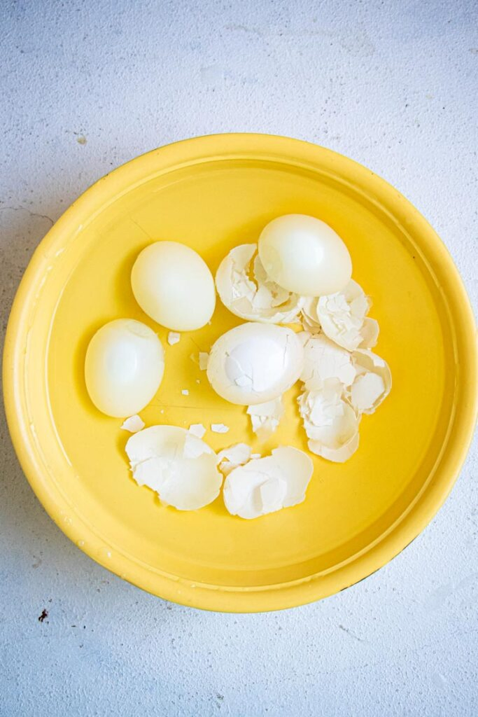 how to easily peel off egg shells