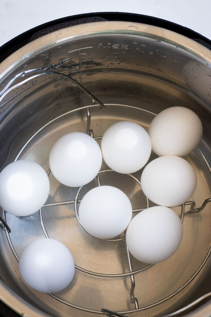 how to cook hard boiled eggs in Instant Pot, Cooking Hard Boiled Eggs in Instant Pot