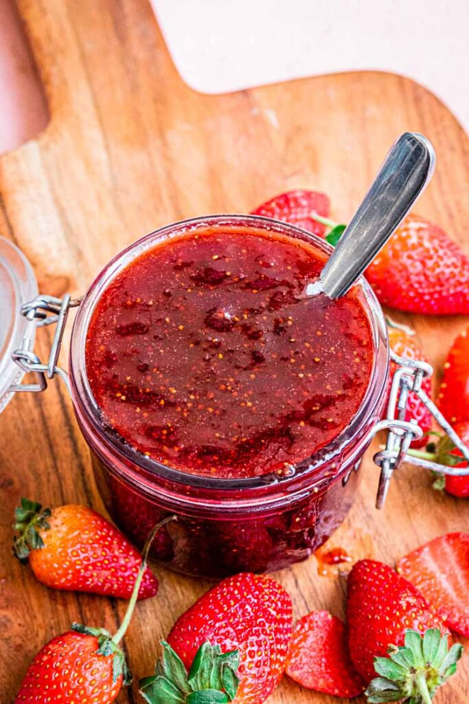 Easy Strawberry Jam recipe 